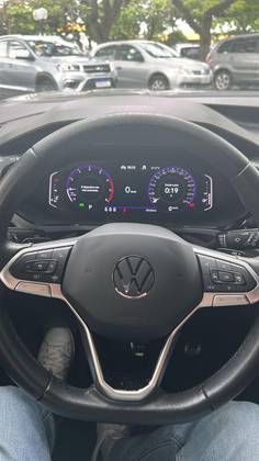 VOLKSWAGEN TAOS 1.4 250 TSI TOTAL FLEX HIGHLINE AUTOMÁTICO